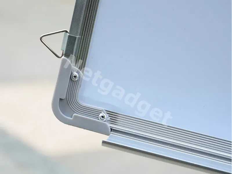 Tableau blanc et vert - Netgadget
